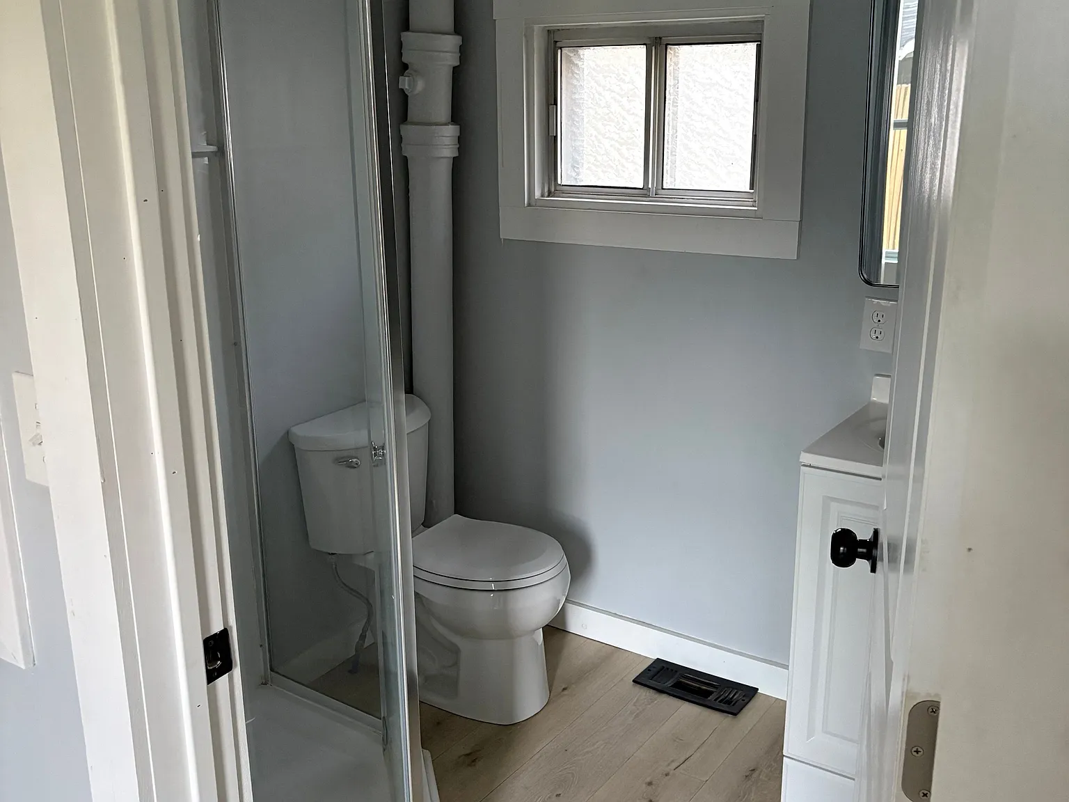 2 bed, 1.0 bath, 846 sqft, $1,500 — Photo 3