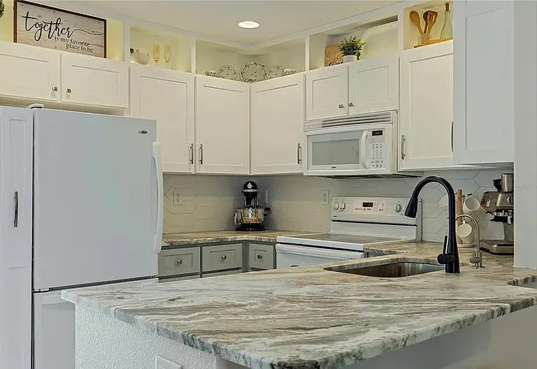 1316 Charlotte Ave — Photo 5