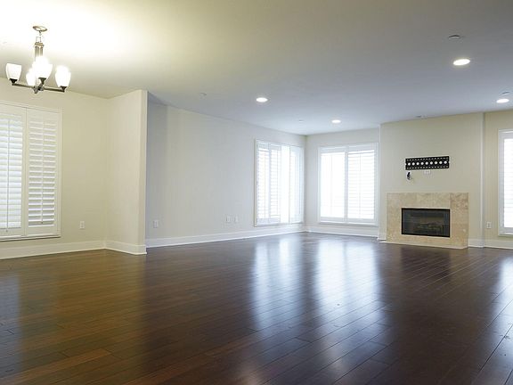 4th image of 7249 Franklin Ave