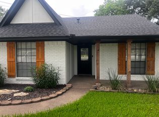 4123 Willow Oak St, Bryan, TX 77802