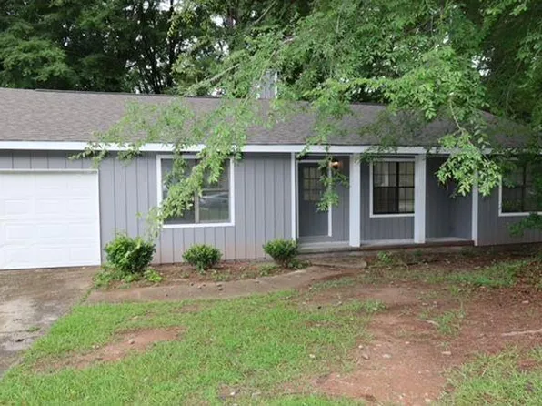 328 Nicole Ct, Jonesboro, GA 30238