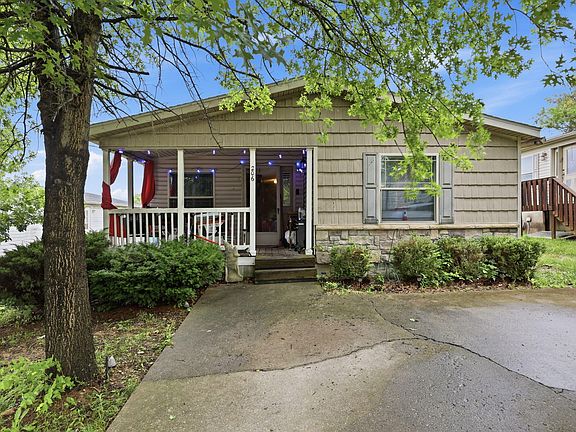 3rd image of 206 Pulliam Dr