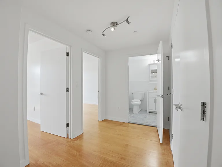 3044 3rd Ave #6F — Photo 7