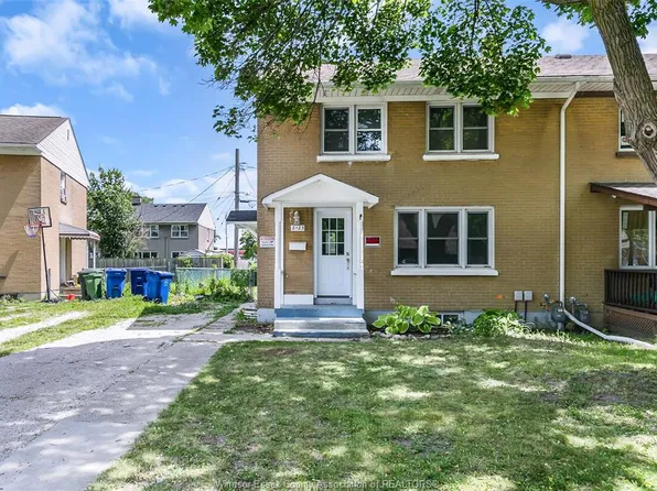2123 Secord Ave, Windsor, ON N9B 1T2
