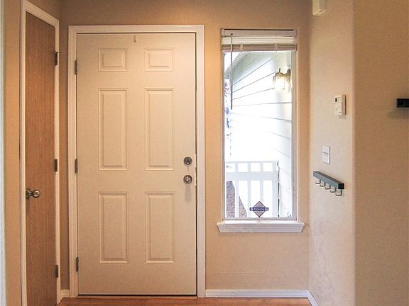 5th image of 1737 Pottery Ave