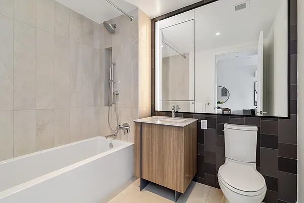 Rented by REAL New York | media 7