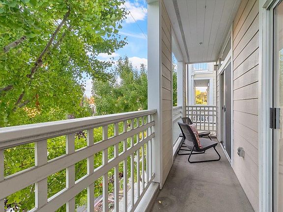 2nd image of 550 Ortega Ave #324