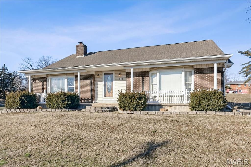 219 Cypress St, Park Hills, MO 63601 | Zillow