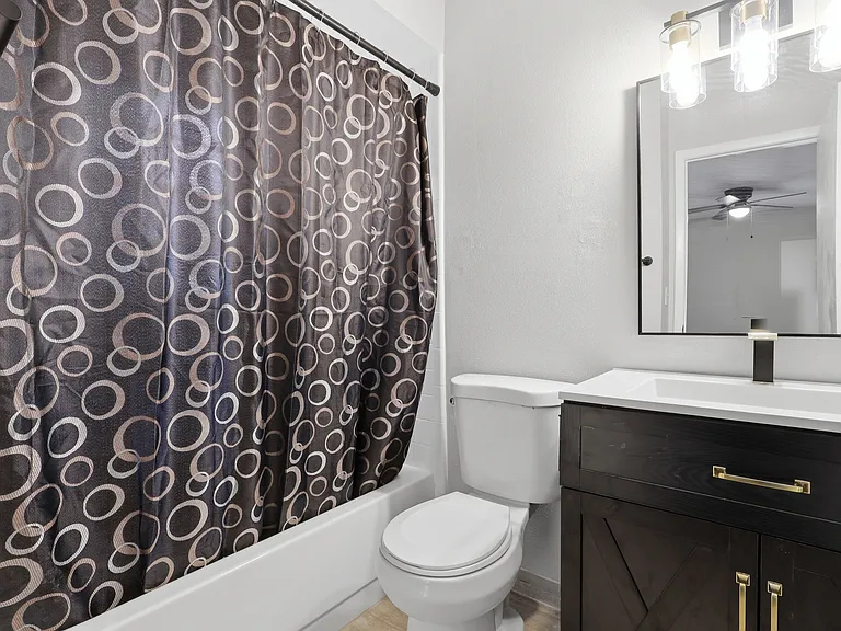 3751 Mackenzie Ct — Photo 9