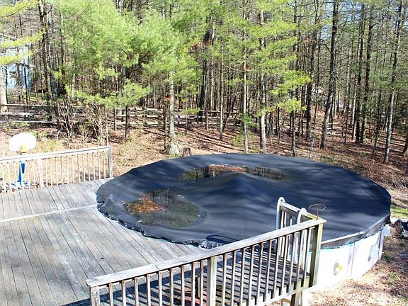 3rd image of 2133 White Pine Dr