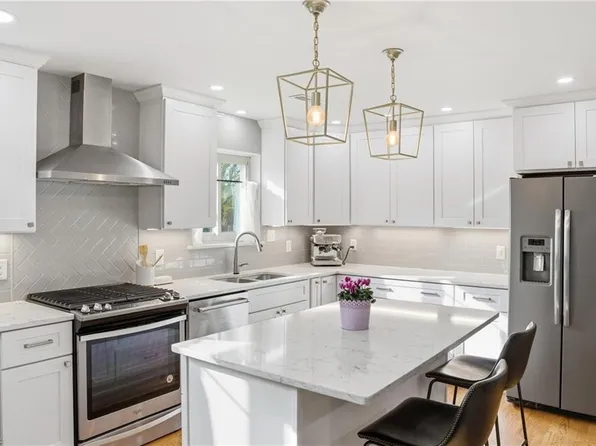 1104 Tatem Ave, Portsmouth, VA 23701