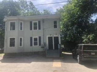 4 Snow St, Webster, MA 01570