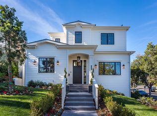 1501 Pandora Ave, Los Angeles, CA 90024