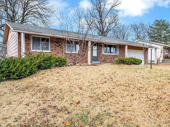 3rd image of 4147 Fuller Ln
