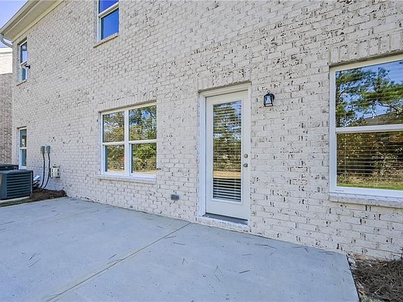 4th image of 201 Clark Lake Estates Dr