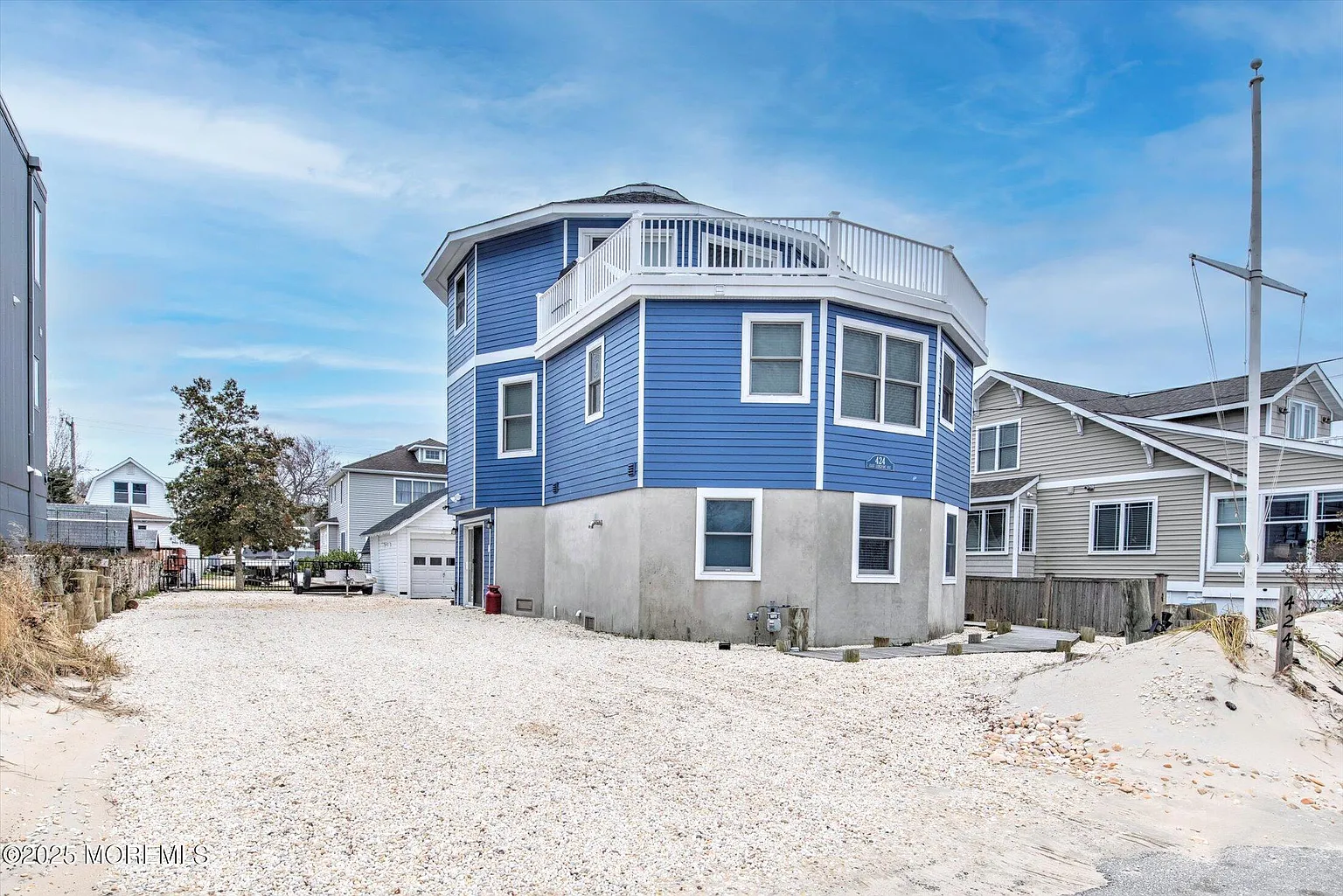 424 E Longport Ave photo 1