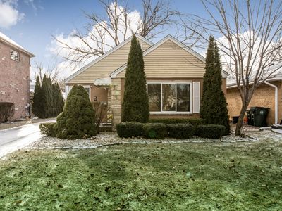 2105 Glenview Ave, Park Ridge, IL, 60068