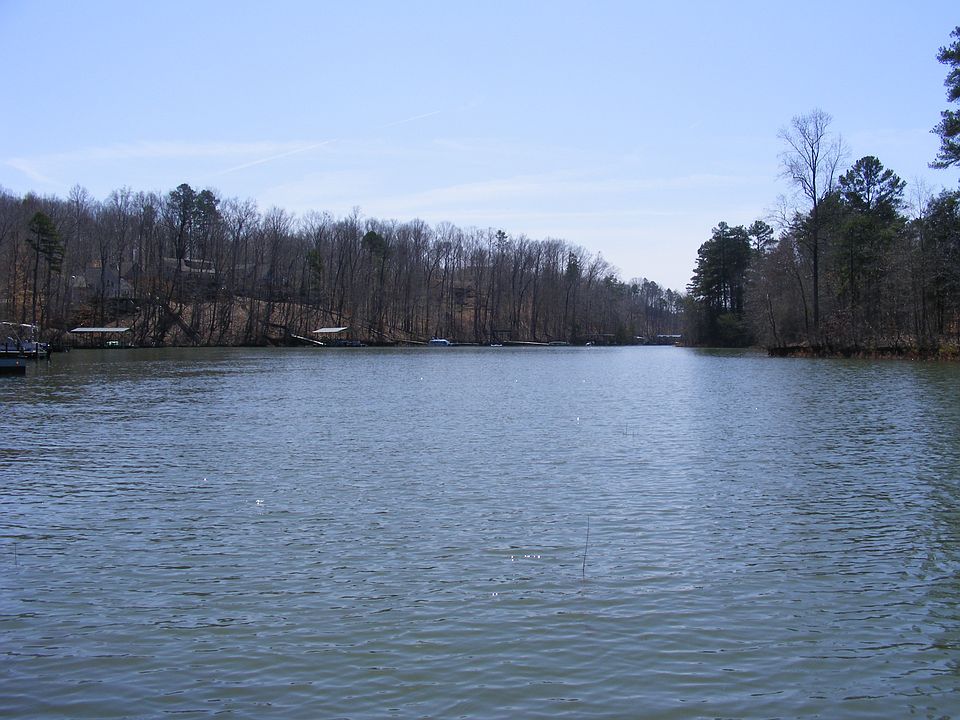 2nd image of Lake Breeze Lane