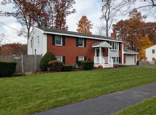 13 Plymouth Rd, Peabody, MA 01960