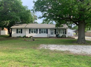 1115 E Macarthur Rd, Wichita, KS 67216