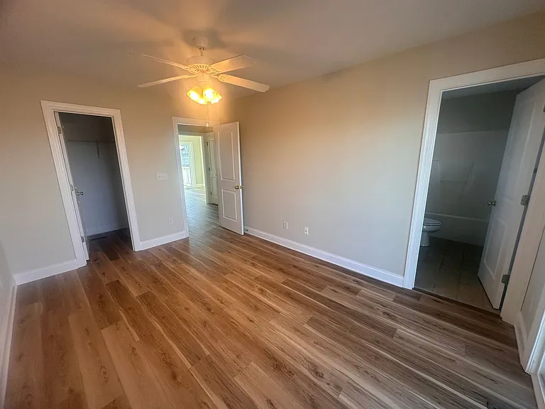 399 N New River Dr #C — Photo 19