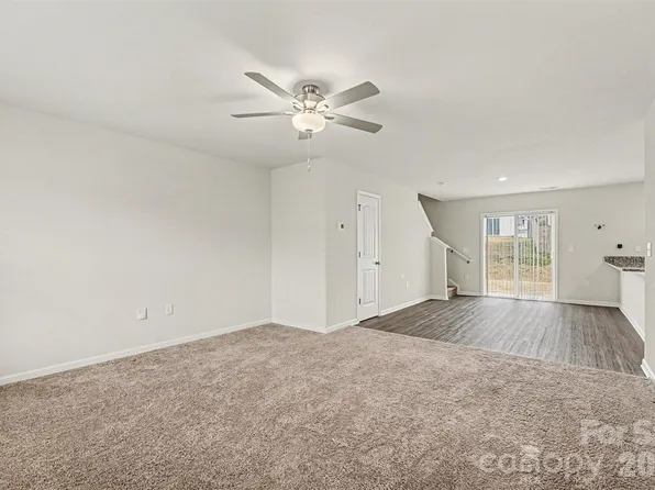 5032 Wolfridge Ave, Charlotte, NC 28214