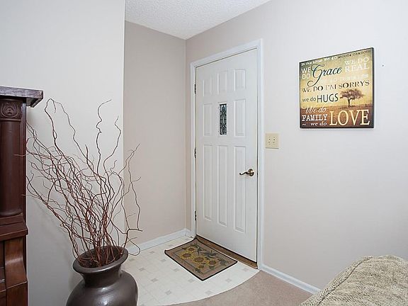4th image of 3006 Avenue F