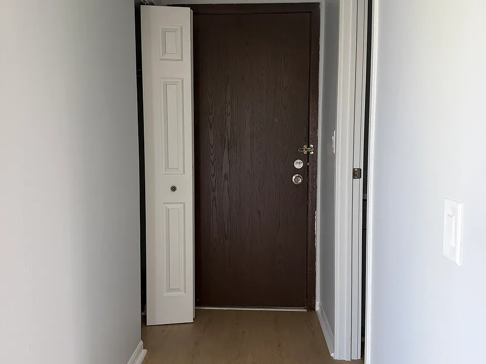 133 Gregory St #18