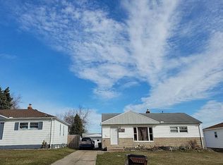 3384 Alden Dr, Parma, OH