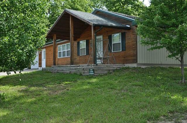 1st image of 77 SE Lakeside Dr