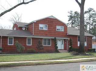 34 Herman Dr, Spotswood, NJ 08884