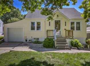 6231 S 39th St, Omaha, NE 68107