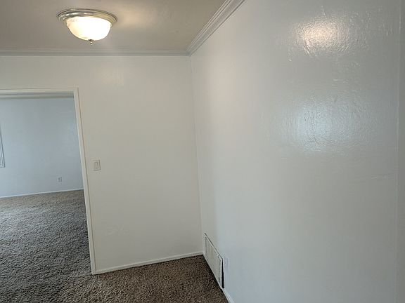 4th image of 5114 Montecito Dr