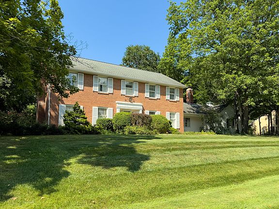 4th image of 6010 Forestview Dr