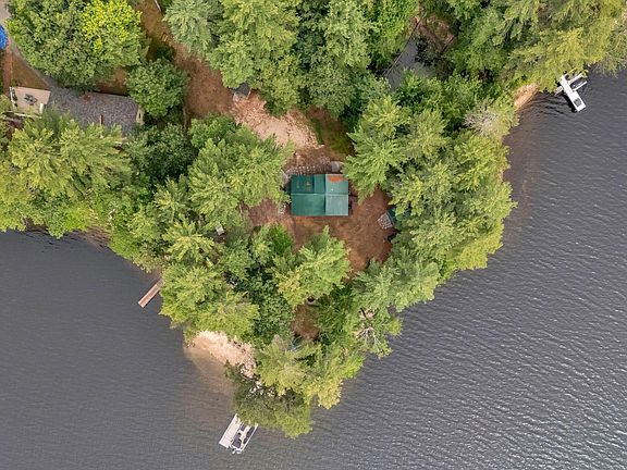 4th image of 122 Mayberry Road