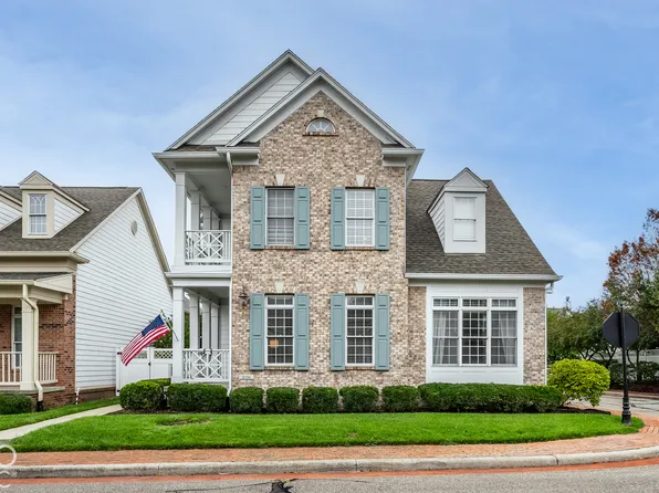8156 Heyward Dr, Indianapolis, IN 46250