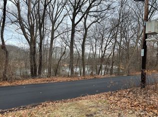 114 Foster Rd, Swampscott, MA 01907