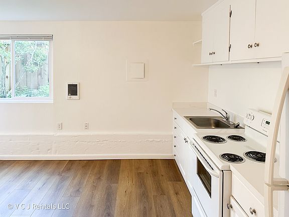 4th image of 1890 Almond Ave APT C