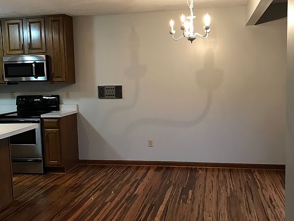2nd image of 5235 Beechcrest Dr