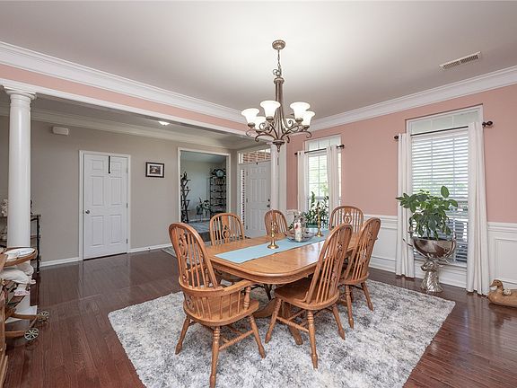 4th image of 806 Hartscove Ct