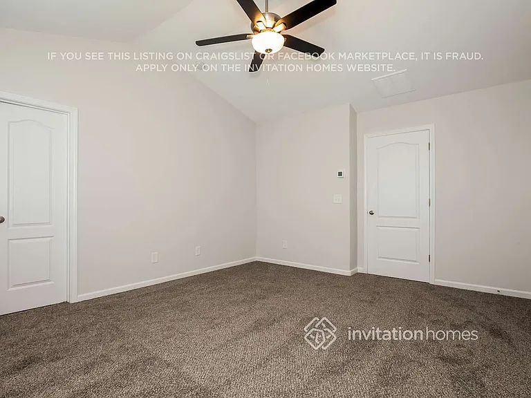 3915 Rosfield Dr — Photo 8