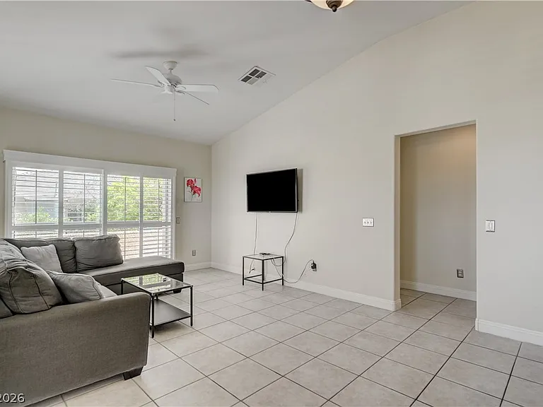 804 Peachy Canyon Cir #201 — Photo 8
