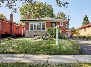 40 Rochman Blvd, Toronto, ON M1H1S2