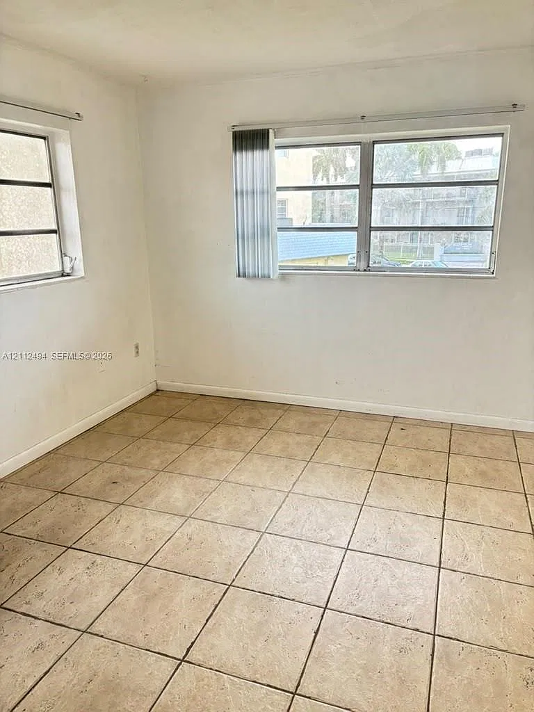 Village At Dadeland Condo — Photo 4