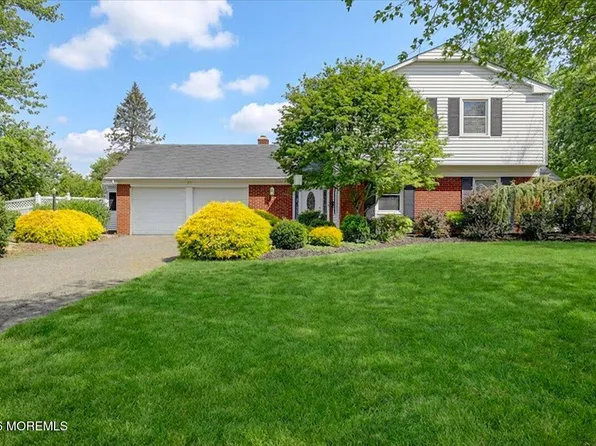 21 Applegate Road, Freehold, NJ 07728