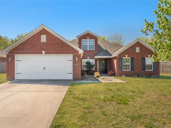 11723 E Creek Ln, Farmington, AR 72730