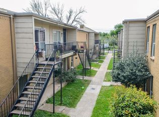 8100 Creekbend Dr APT 120, Houston, TX 77071