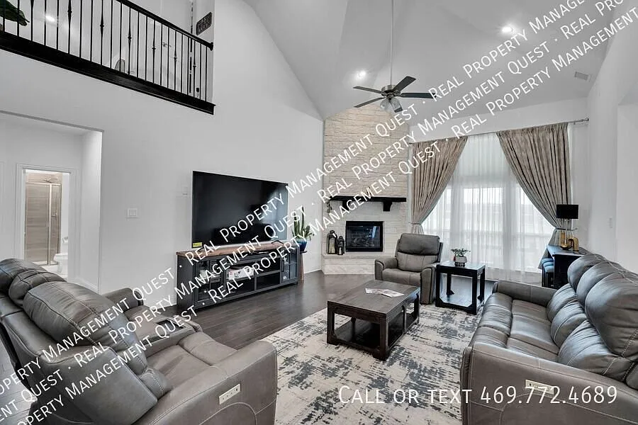 Beautiful New Build- 1 Month Free Rent — Photo 3