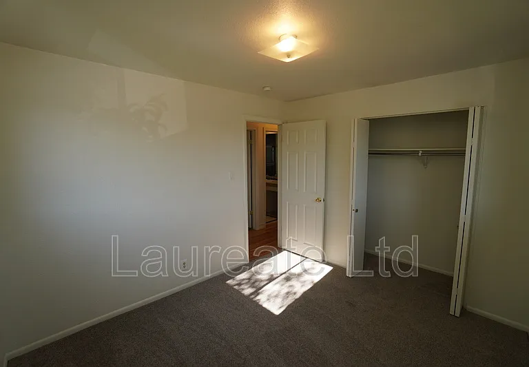 3330 W Mountain Rd — Photo 12