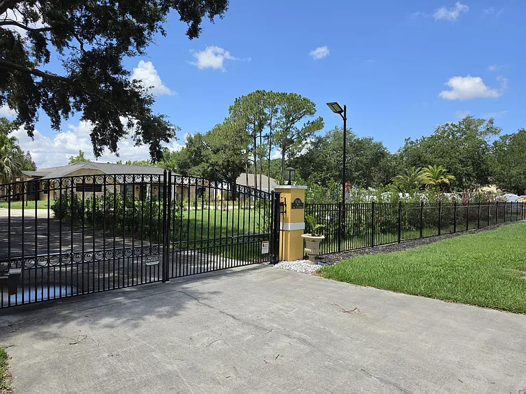 8146 Oak Park Rd — Photo 8